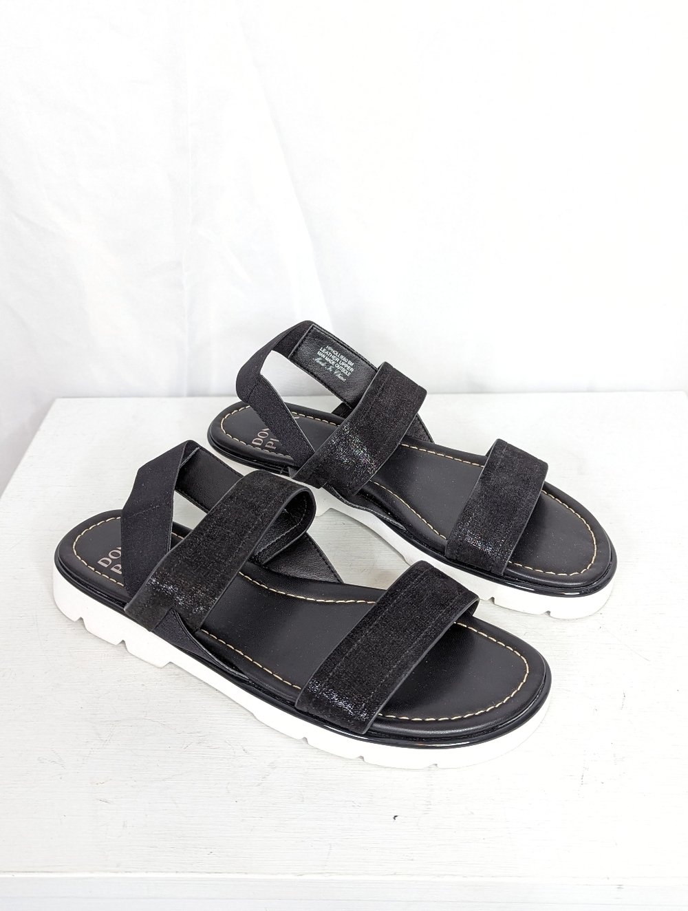 Donald J. Pliner Hollie Leather Metallic Elastic Strap Sandals - Size 9